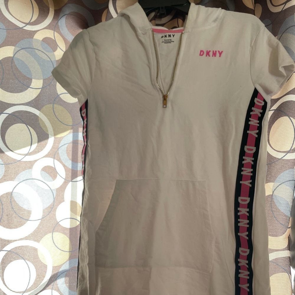 DKNY cover up